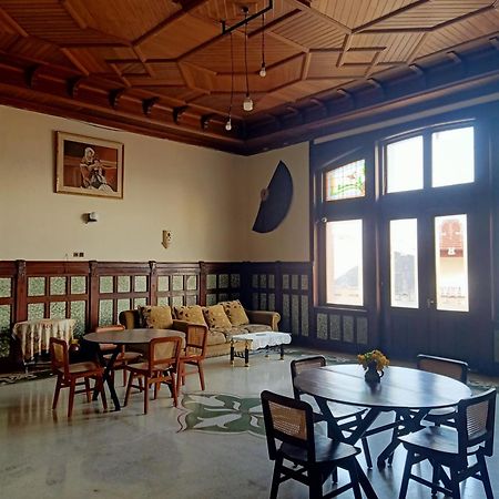 Hotel Niagara Lawang Eksteriør bilde